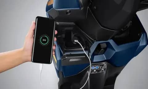 Panduan Aman Menggunakan Power Charger pada Sepeda Motor