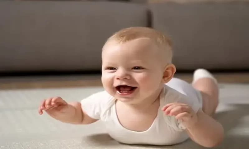 Ciri-ciri bayi mau tengkurap (Foto: Freepik)