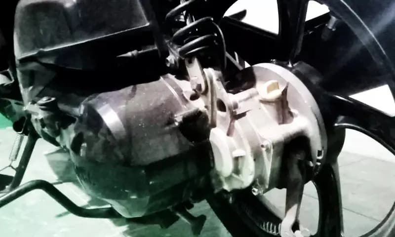 Tanda-tanda motor segera turun mesin. (Foto: PARBOABOA/Andy Tandang)